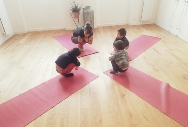 Tarif des cours de yoga enfant à Nantes